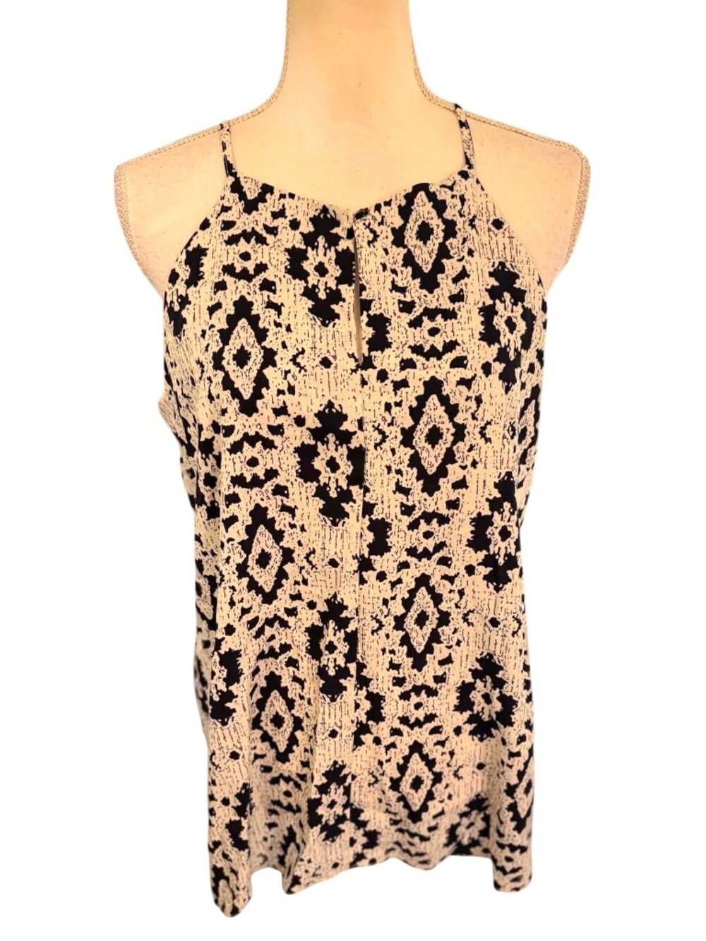 Romeo & Juliet Couture Halter Neck Geometric Tank NWT